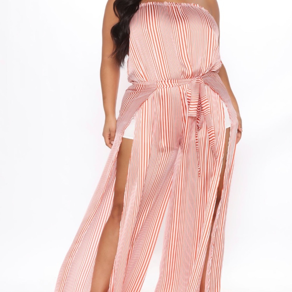 Jumpsuit with slits